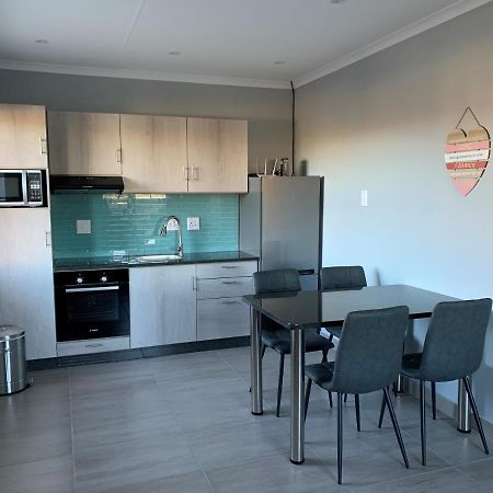 Elephant House, 2 Bedroom House, Next To Pilanesberg And Sun City Mogwase Ngoại thất bức ảnh
