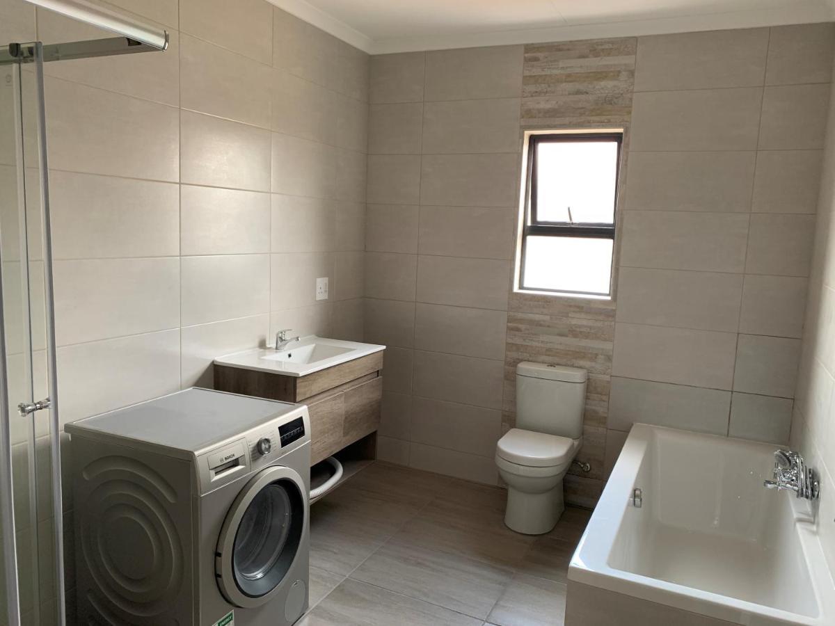 Elephant House, 2 Bedroom House, Next To Pilanesberg And Sun City Mogwase Ngoại thất bức ảnh